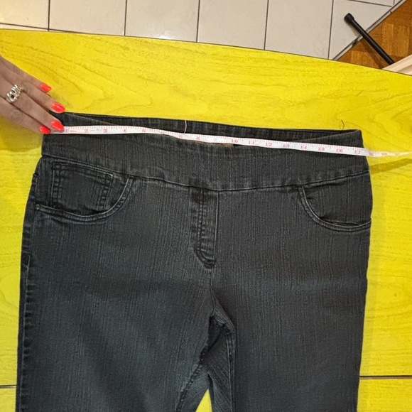 vintage black greyish jeans wide leg. might be cropped - Picture 3 of 6